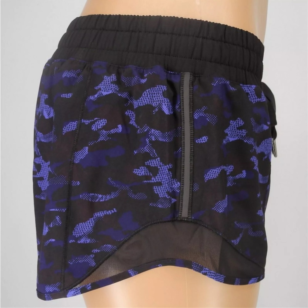 Lululemon Hotty Hot Low Rise 2.5” - Picture 3 of 7